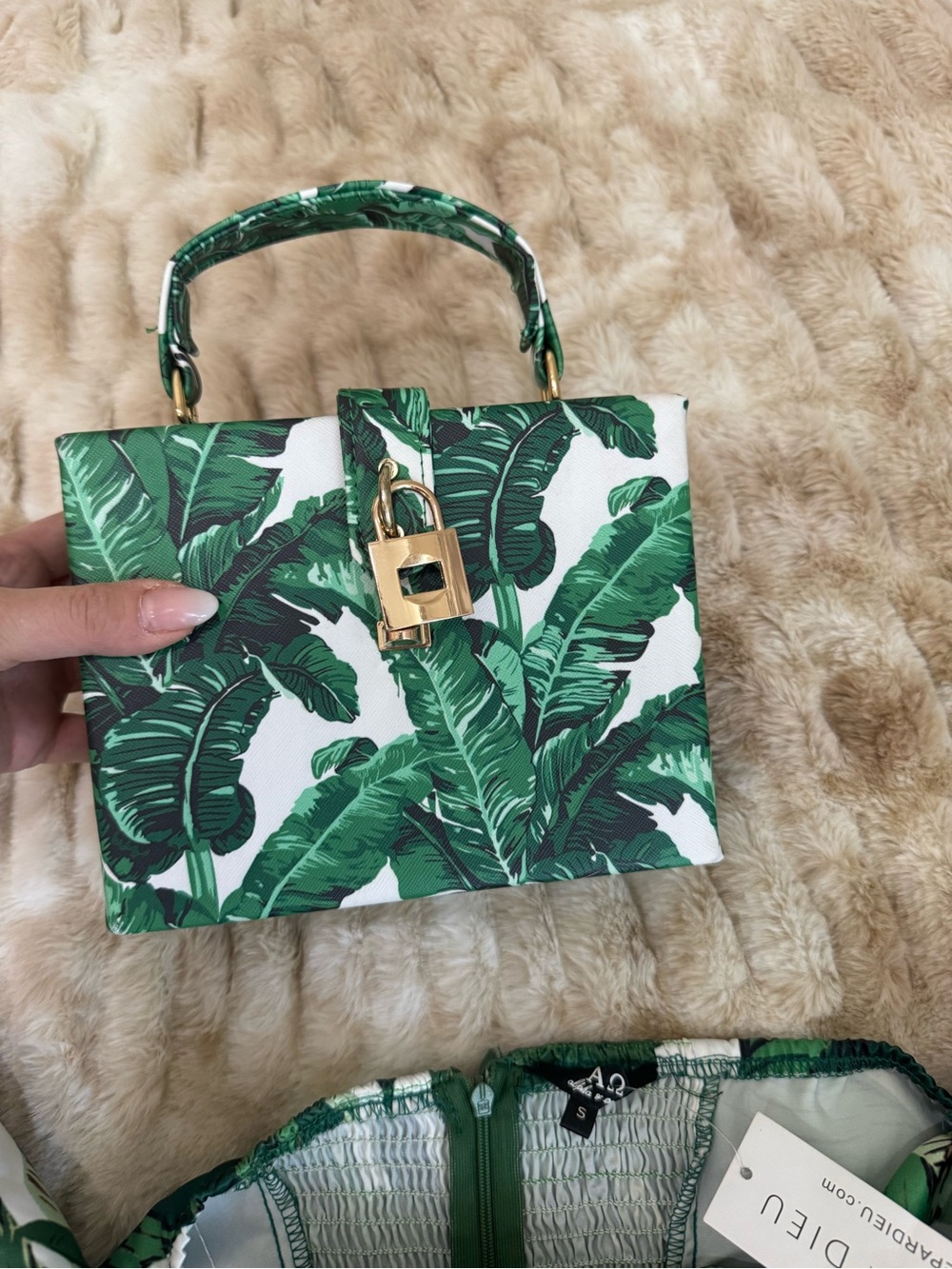 Green Tropical Leaf Print Top-Handle Bag with Gold Lock